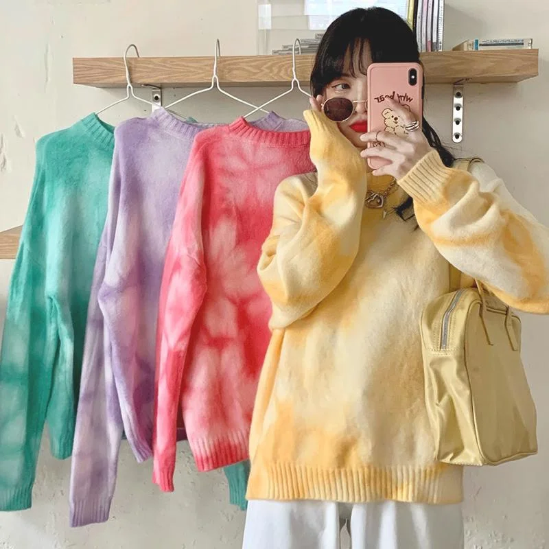 Women's Sweet Floral Tie-dye Loose Sweaters