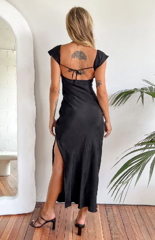 Kora Short Sleeve Black Maxi Dress