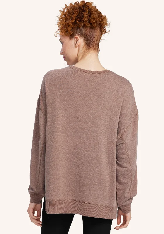 Modern Weekender Pullover