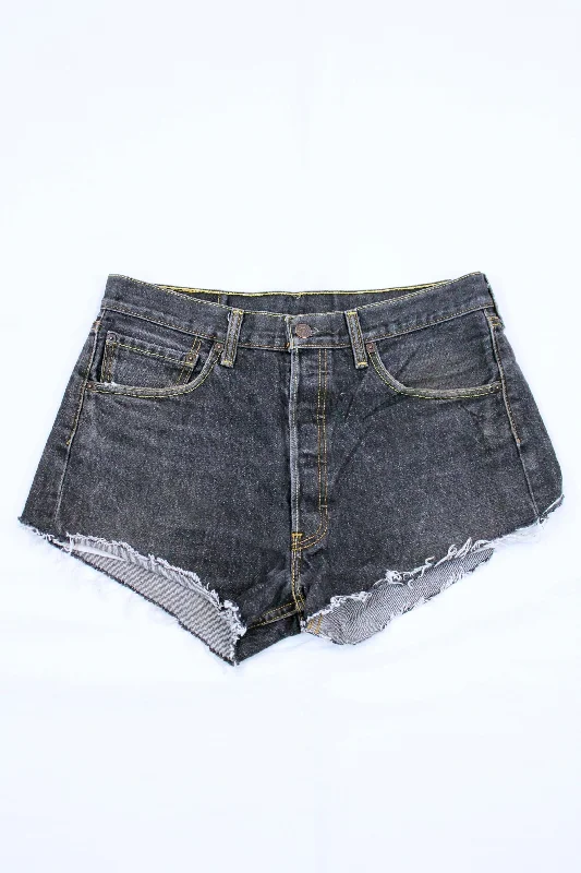 Levi Strauss & Co - Cut Off 501's