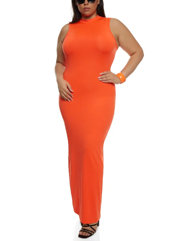 Plus Size Daisy Sleeveless Mock Neck Maxi Dress