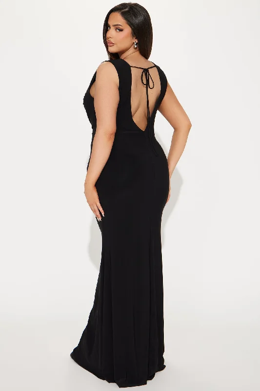 Sydney Low Back Maxi Dress - Black