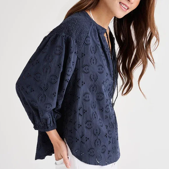 Taylor Eyelet Top (Navy)