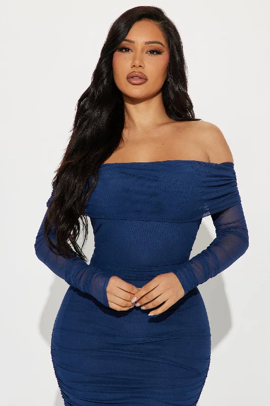 Top Trend Ruched Maxi Dress - Navy